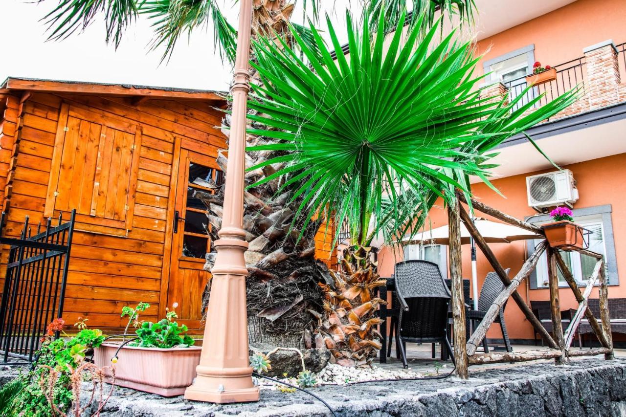 Martina Paradise Casa vacanze Nicolosi Exterior foto